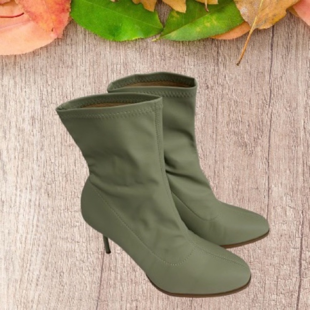 Journee Collection Women’s Gizzel Stiletto Olive Heeled Boots 10M Faux Leather